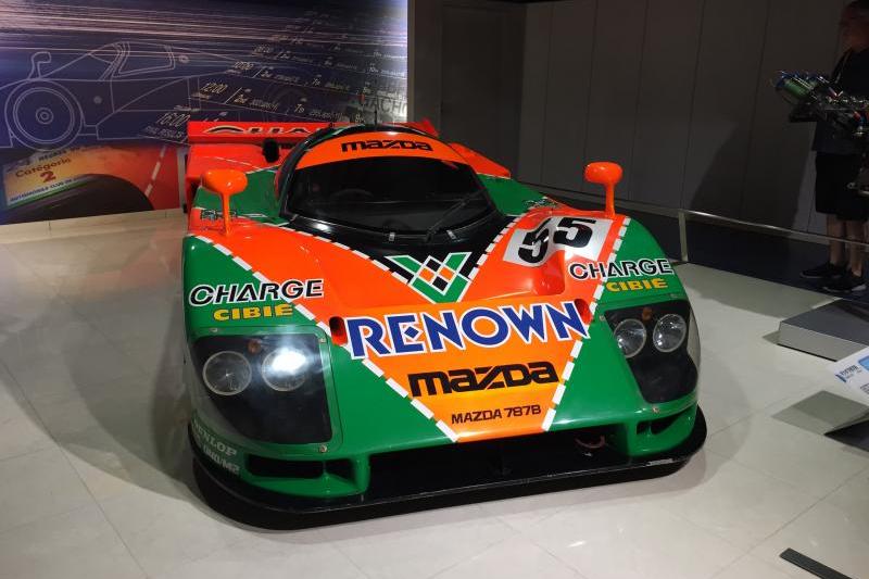 787B