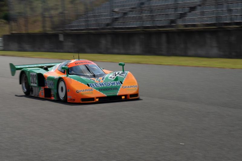 疾走するMAZDA７８７B