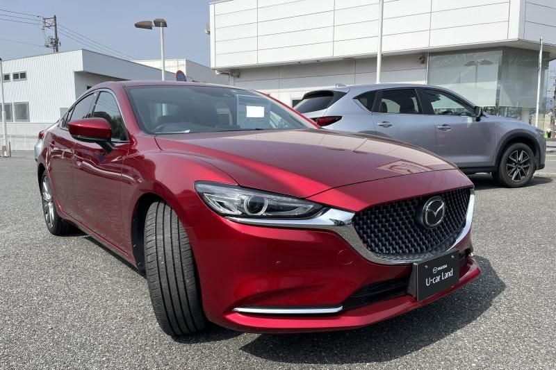 MAZDA6セダン車です！