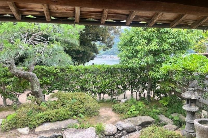 お庭を見ながら休憩しました