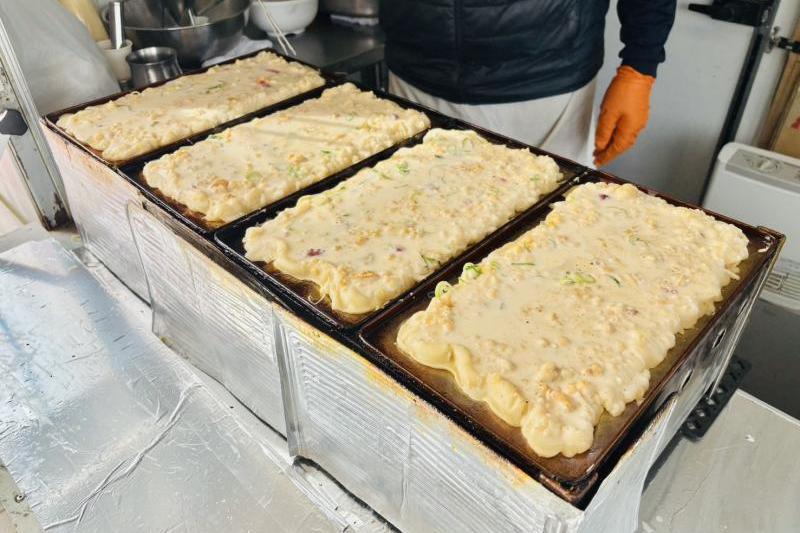 中はトロッ！ タコはプリッ！ あつあつのたこ焼きをお楽しみください！