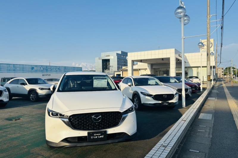 マツダ中古車検索サイト「U-car Search」で、「お取り寄せ車両マーク」が付いているクルマなら、当店に在庫が無い車両でも、当店でご購入いただけるサービスです。