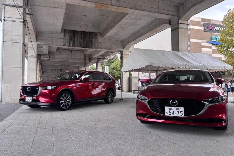CX-80、MAZDA3を展示させていただきました♪
