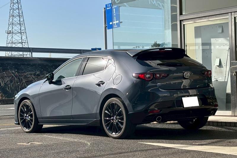 MAZDA3 FASTBACK 20S Touring（ボディカラー：ポリメタルグレーメタリック）