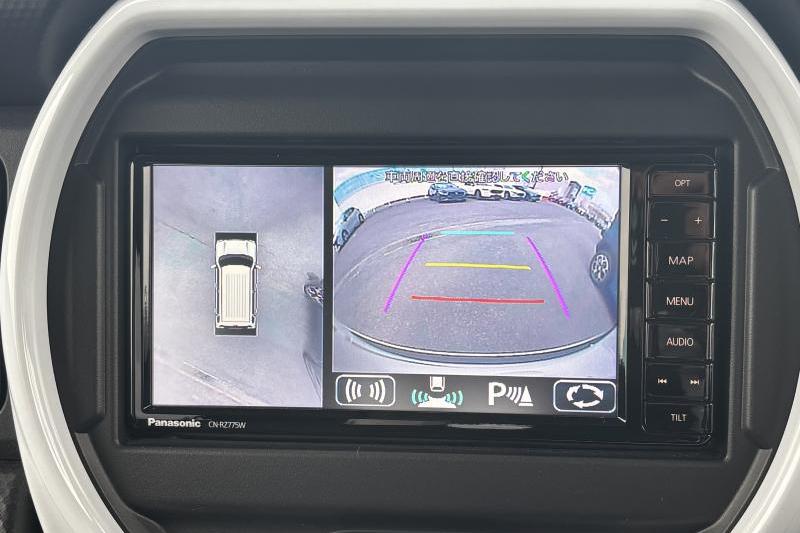 全方位モニター付メモリーナビゲーションです。